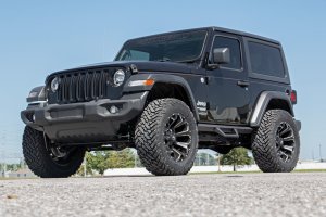 Jeep Wrangler Suspension Lift Kit - Rough Country - 2.5 Inch Lift Kit | Coils | N3 - '24-'25